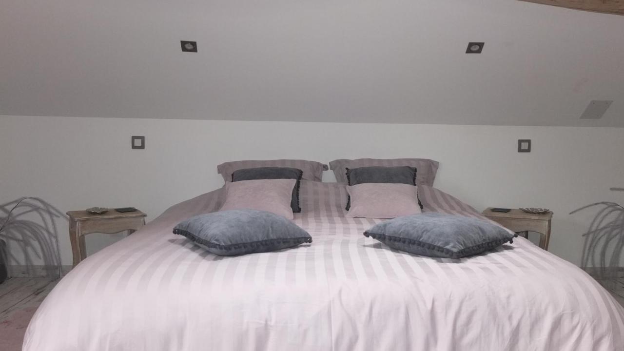Les Bois D'Ormes Apartment Bessey-en-Chaume Bagian luar foto